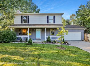 6325 Timberland Dr, Dimondale, MI 48821