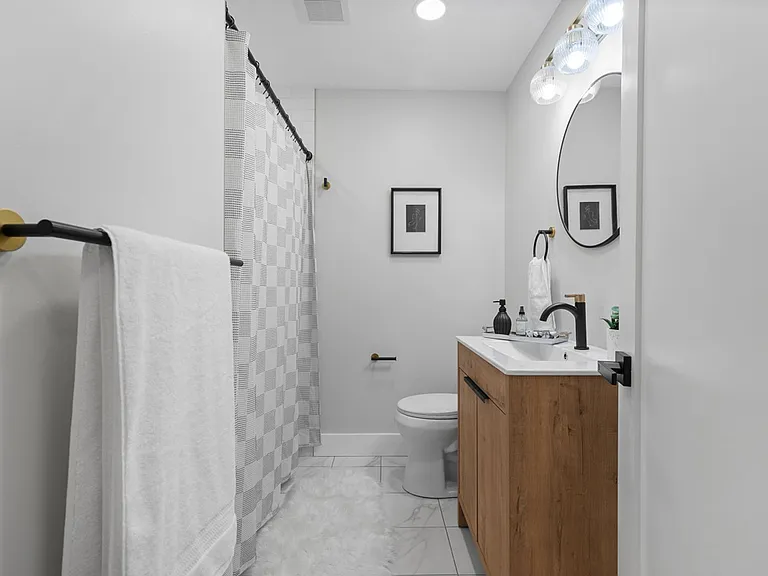 804 Cedar Ave — Photo 24