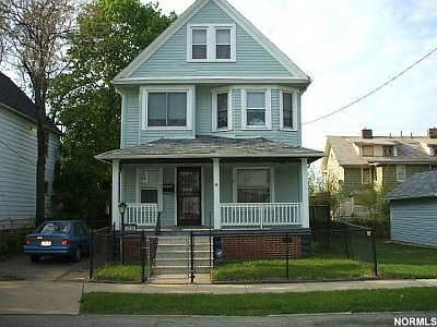 1st image of 10901 Amor Ave