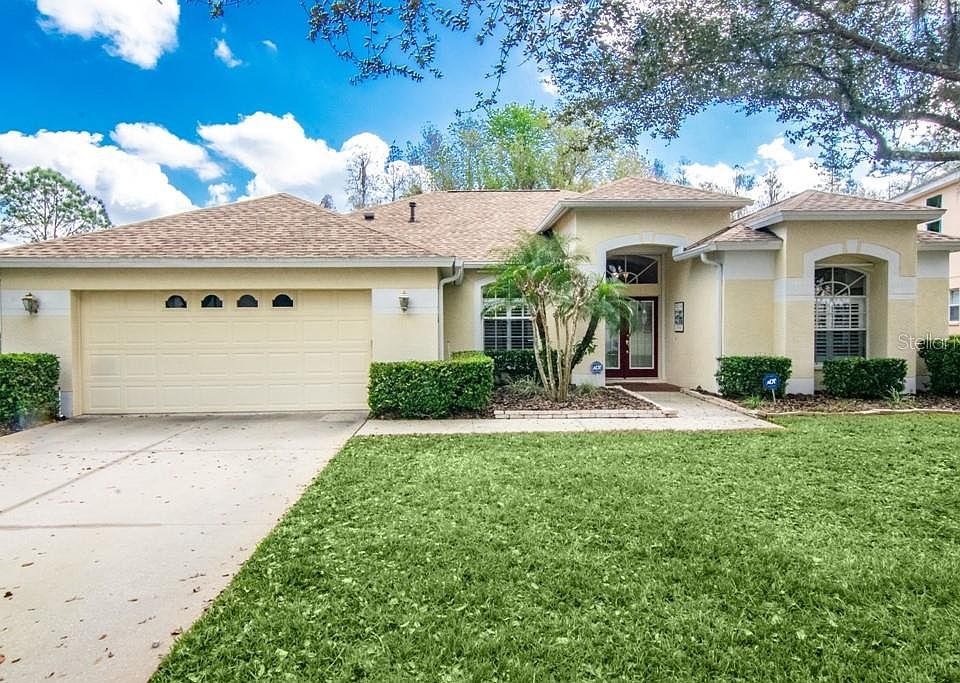 1st image of 18113 Heron Walk Dr