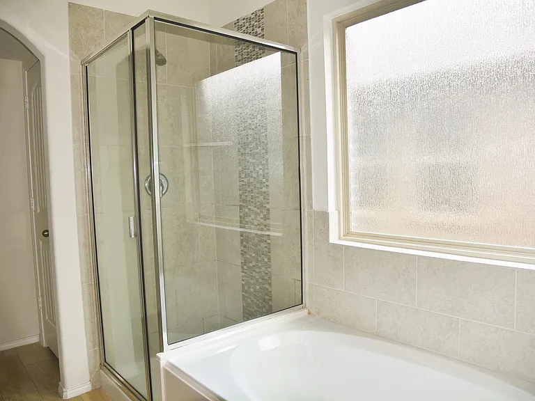 1405 Acmite Ave — Photo 17