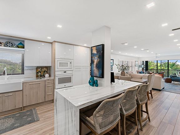 5th image of 300 Intracoastal Place #301