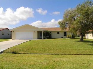 436 NW Ravenswood Ln, Port Saint Lucie, FL 34983