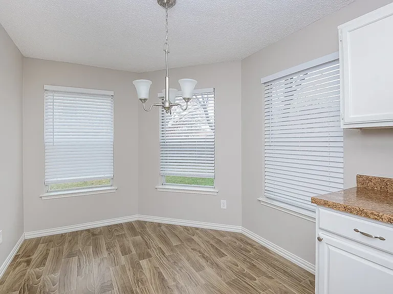 8500 Charleston Ave — Photo 7