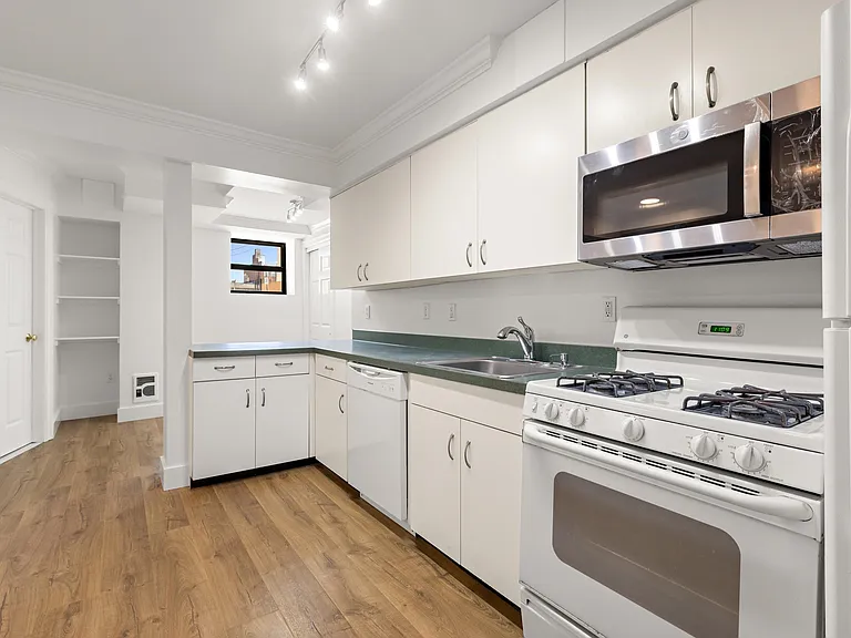 151 Sip Ave #37 — Photo 14