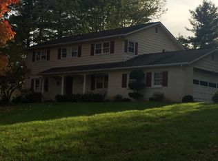 2024 Crescent Rd, York, PA 17403