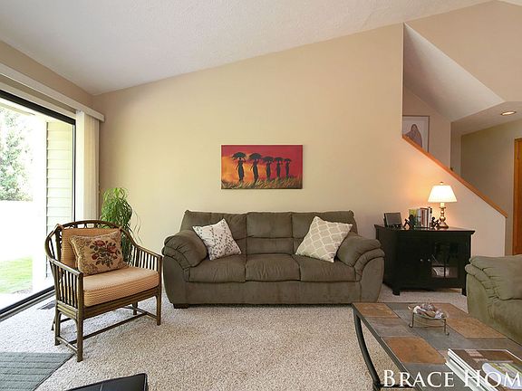 4th image of 2827 Mulford Dr SE