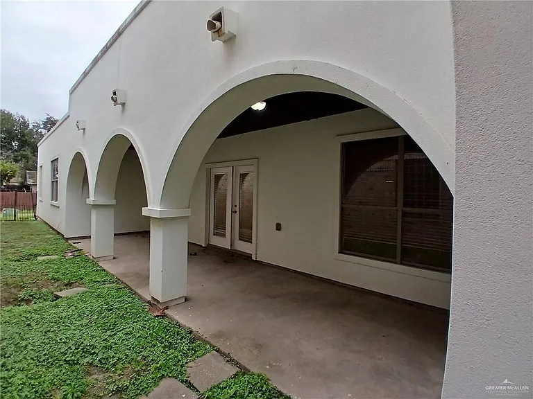 128 San Jacinto St — Photo 19