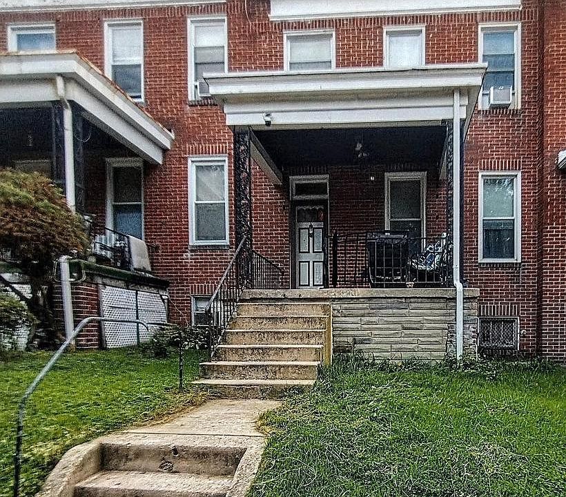 1st image of 11 S Wickham Rd