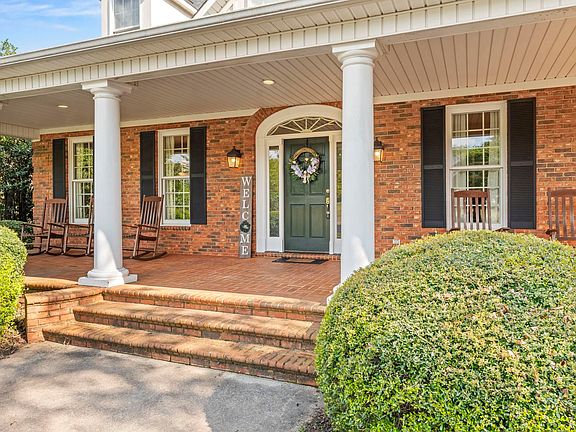 2nd image of 429 Waterford Point Dr