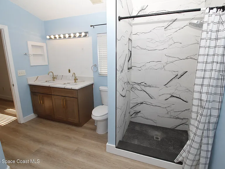 2440 Bridgeport Cir — Photo 14