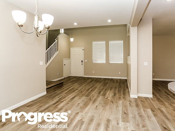 5th image of 7127 Forest Frost St