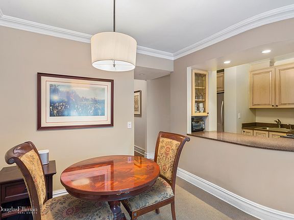 4th image of 345 E 52nd St APT 7A