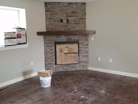 3rd image of 4922 Shadowridge Dr