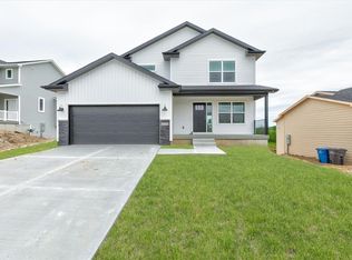 2606 E 48th St, Des Moines, IA 50317