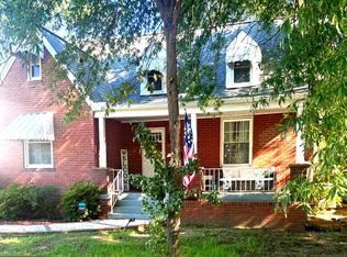 3713 Washington Blvd, Arlington, VA 22201
