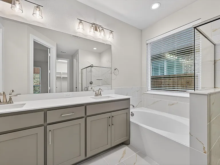 4123 Windy Point Rd — Photo 18