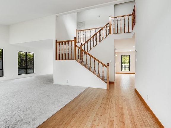 4th image of 513 Ruisseau Francais Ave