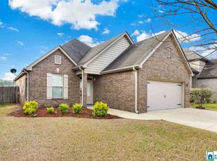 273 Glen Cross Dr, Trussville, AL 35173