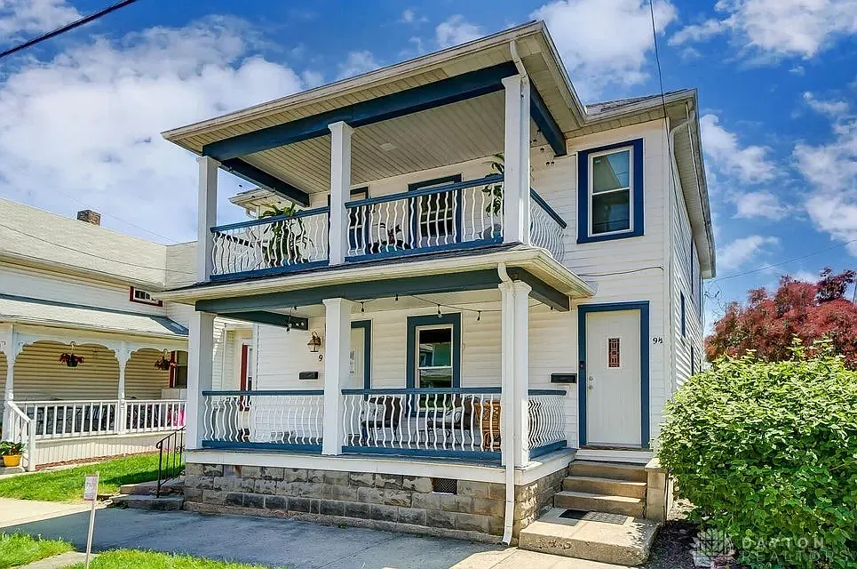 2 bed, $1,200 — Photo 3