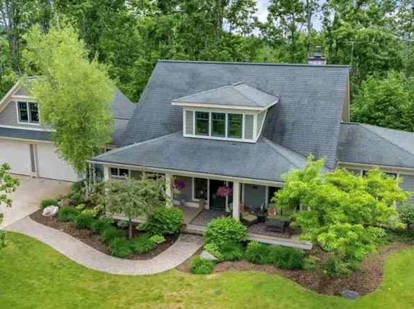 4383 Old Horton Bay Rd, Boyne City, MI 49712
