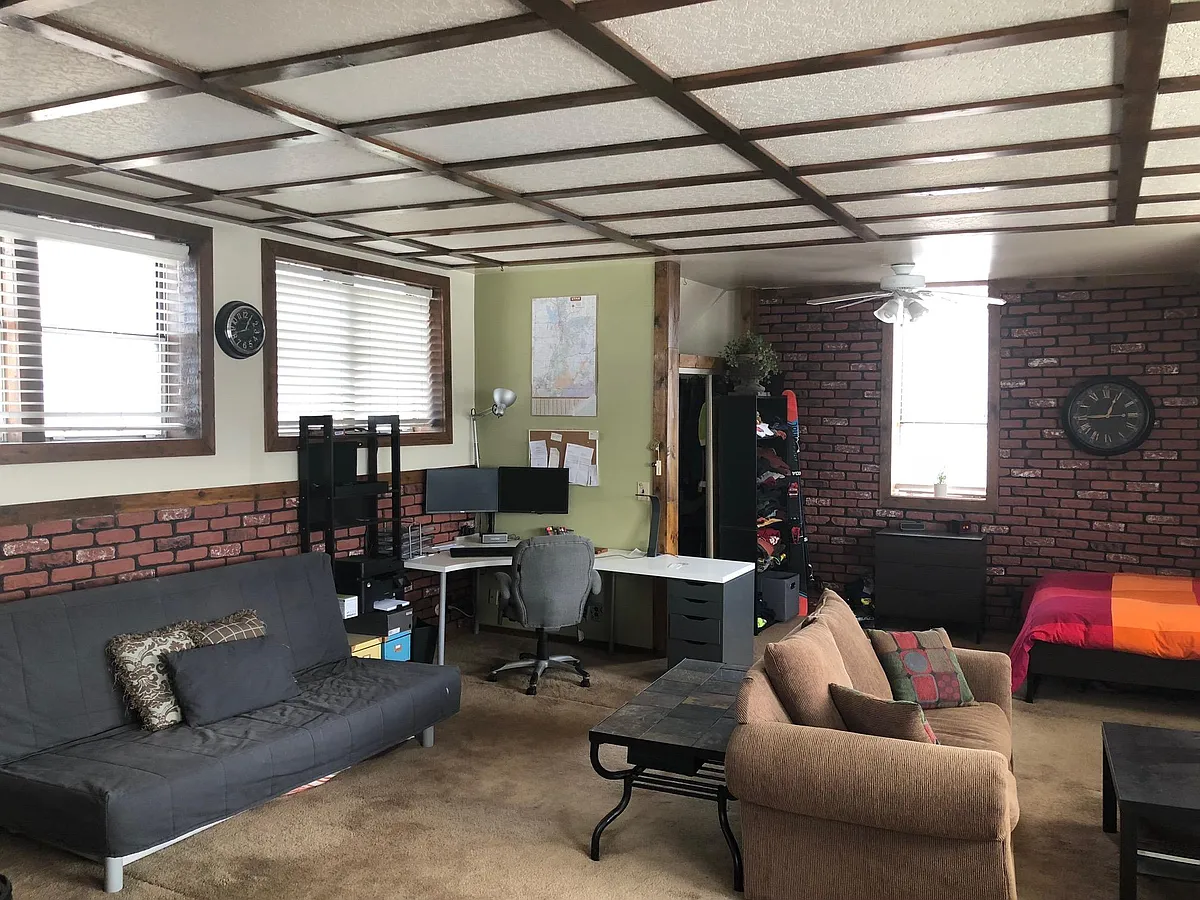 Building Photo - 1136 E 100 S #3