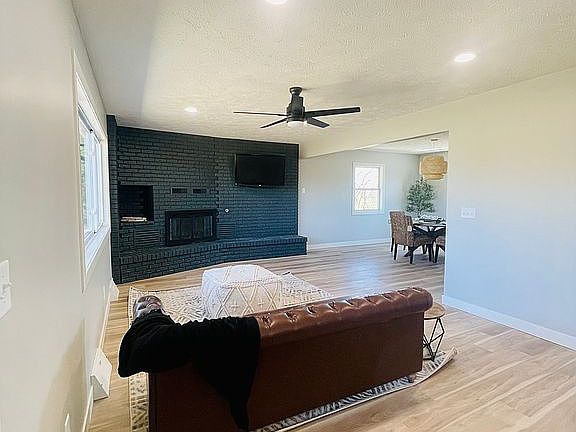 5th image of 25194 SW 45th Rd