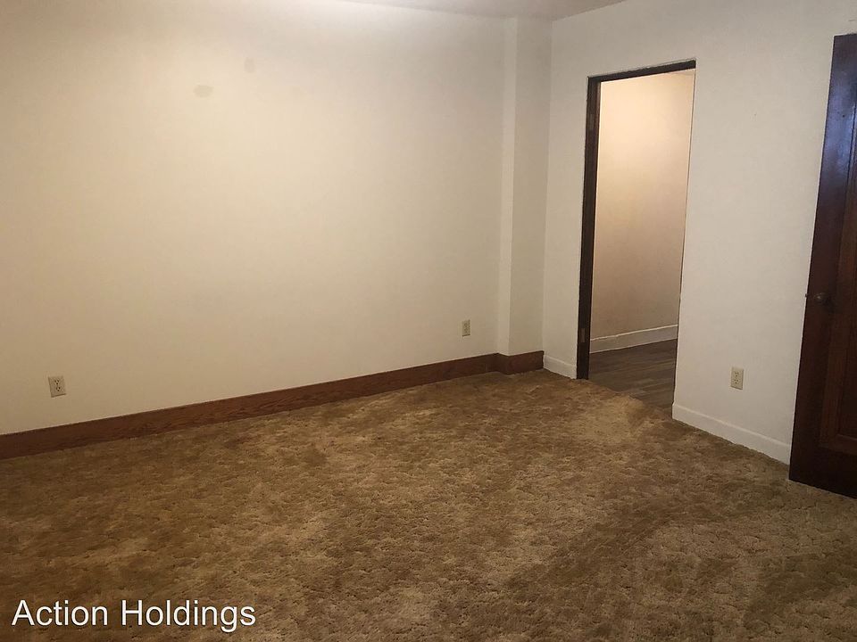 2nd image of 535 N Minden Ave APT 14