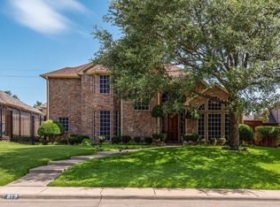 813 Longmeadow Ct, Desoto, TX 75115
