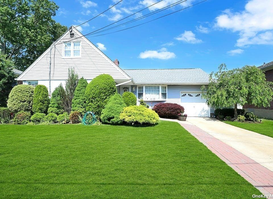 1st image of 310 Linden Pl