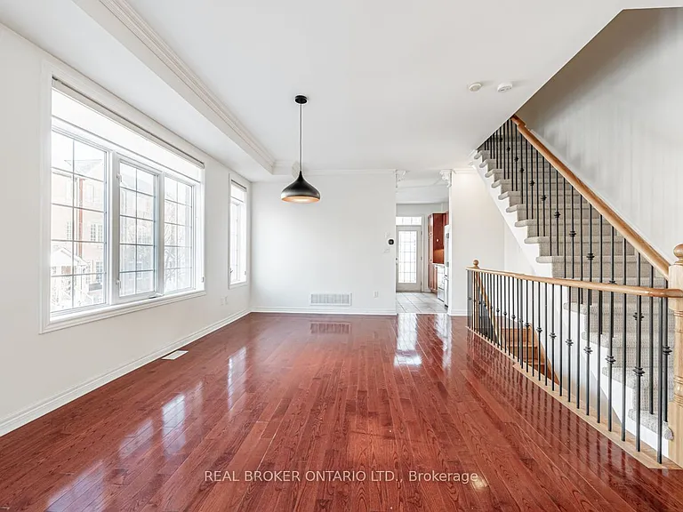 102 Natalie Pl — Photo 13