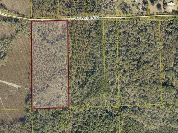11 NW Josephine St, Lake City, FL 32055