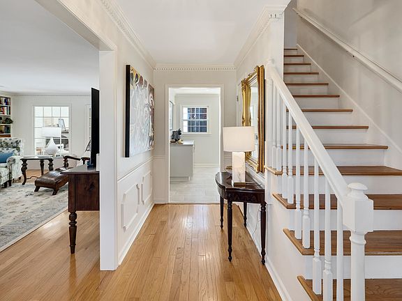 5th image of 7340 Cornuta Ln