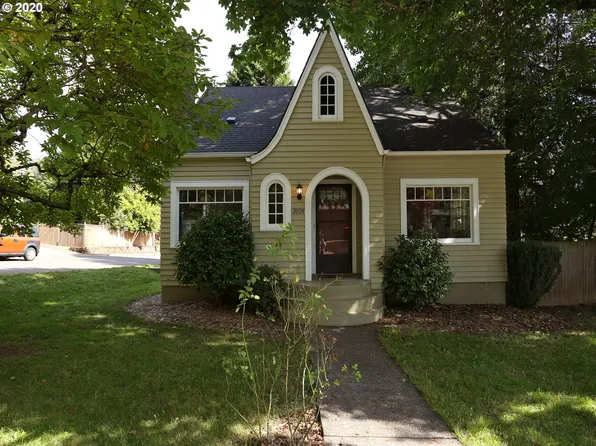 2004 SE 72nd Ave, Portland, OR 97215