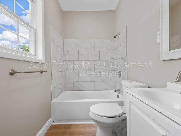 3168 Pennsylvania Ave — Photo 8