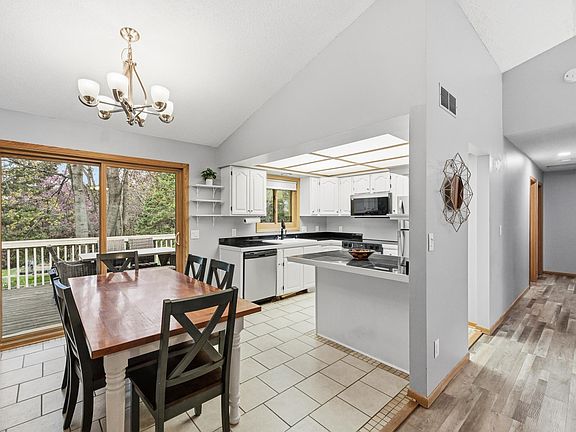 5th image of 6209 24th Ave NW
