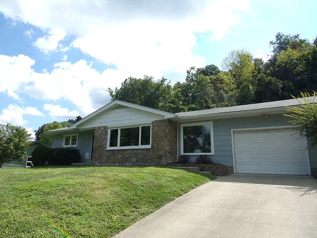 1170 Rainbow Dr photo 1