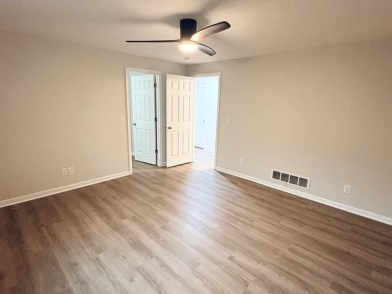 4716 N 210th Ave — Photo 21