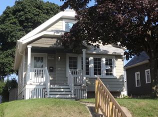 1354 S 85th St, West Allis, WI 53214