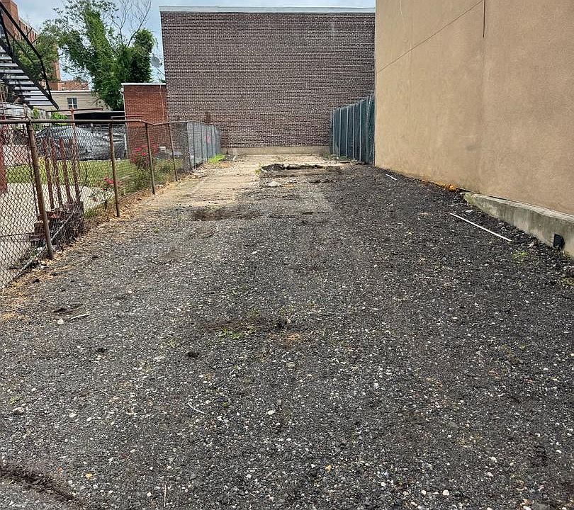 1st image of 230 S Clinton Ave