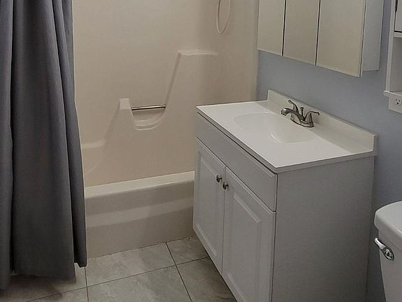 4th image of 407 Lytle Ave APT B