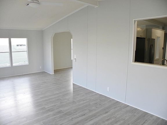 5th image of 480 Pelican Shoal Place