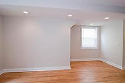 1st image of 3311 N Hamlin Ave #2
