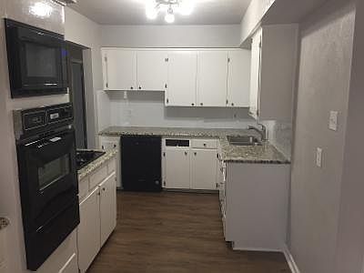 3rd image of 5120 Ira St