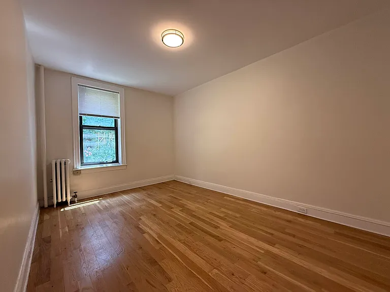 4133 49th St #1R — Photo 9