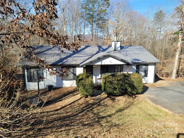 1221 Blanton St, Columbus, NC 28722