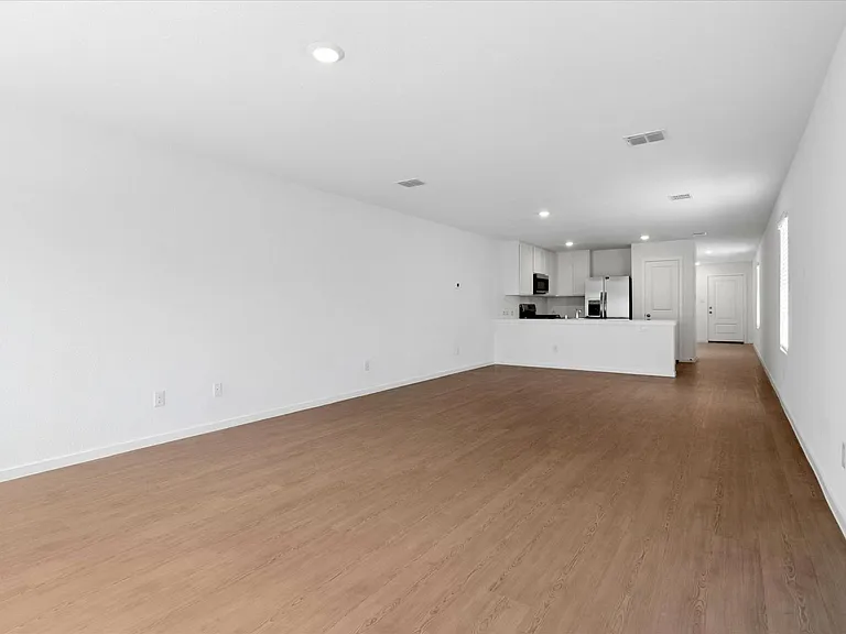 3105 Campeiro Ave — Photo 5