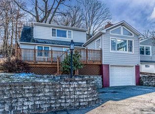 16 Hillard Rd, Mount Arlington, NJ 07856