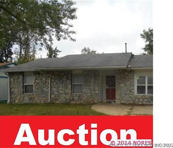 1st image of 232 S 181st East Ave