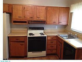 4th image of 3743 Roswell Dr